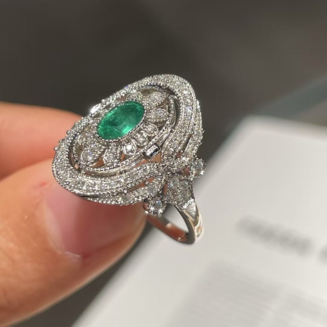 14k Gold 0.5 Ct Vivid Green Natural Emerald & Diamond Ring - 3