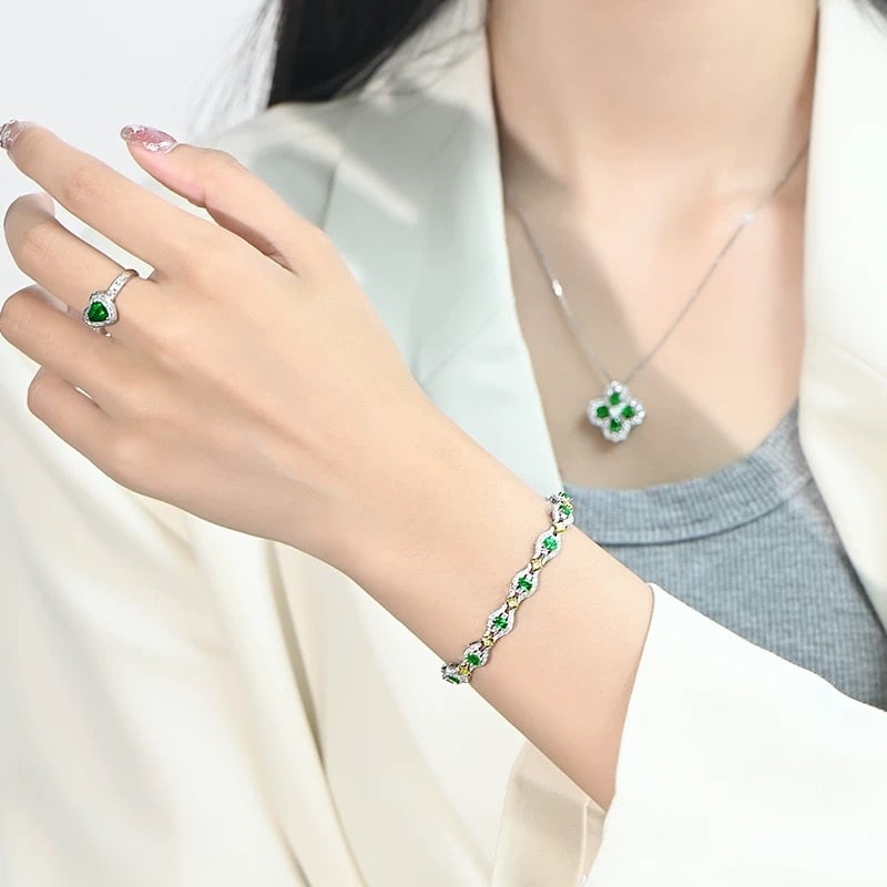 14k Gold 3.85 Ctw Vivid Green Natural Emerald & Diamond Bracelet - 2