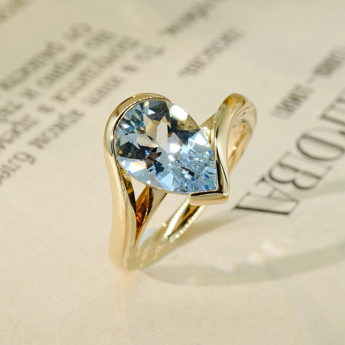 14k Gold 2.18 Ct Natural Aquamarine Ring - 2