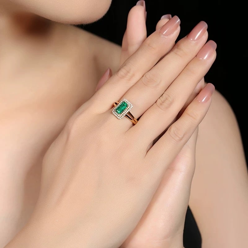 14k Gold 1.2 Ct Vivid Green Natural Emerald & Diamond Ring - 4