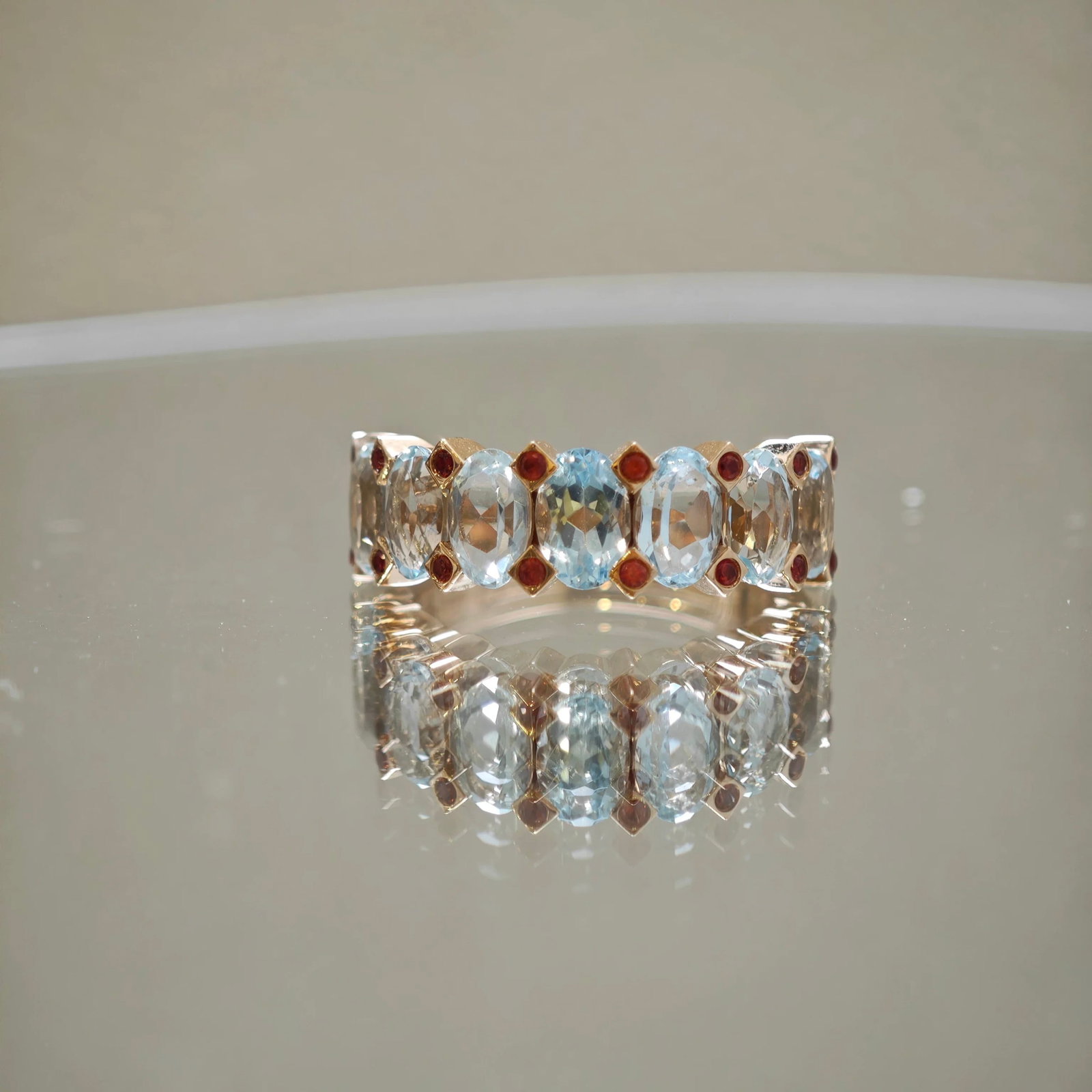 14k Gold 2.90 Ct Natural Aquamarine Ring: Ref:230997014 // gold content:14k gold // ring size:7. 25us // // main gemstone:aquamarine // shape:oval // carat weight:2. 90ct // color:blue // treatment:natural // High Estimate: 7900 Condition: Ne