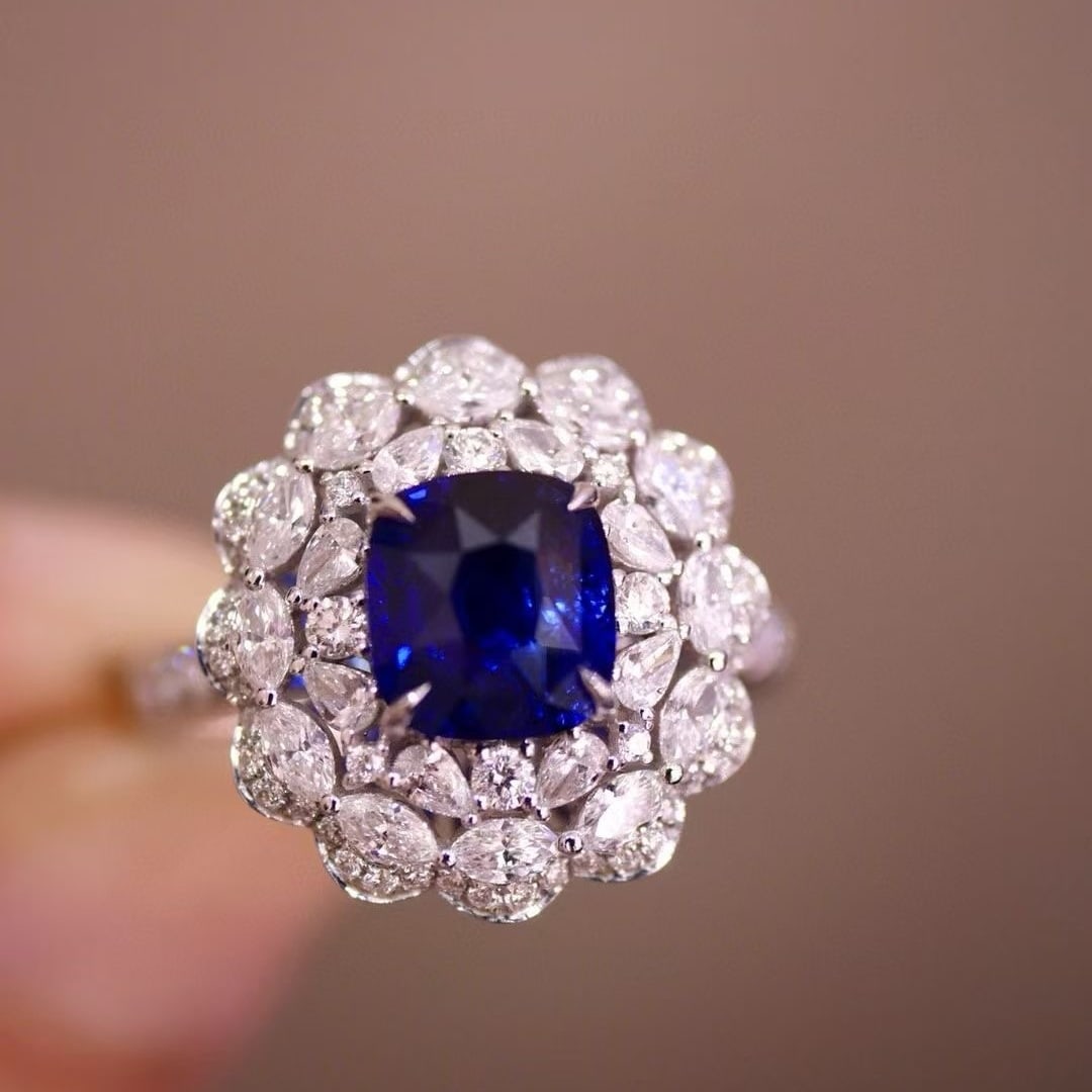 14k Gold 2.40 Ctw Natural Sapphire & Diamond Ring: Ref:230997019 // gold content:14k gold // ring size:7. 25us // // main gemstone:sapphire // shape:cushion // carat weight:2. 07ct // color:royal blue // treatment:natural // // adjacent gemstone 2 : d