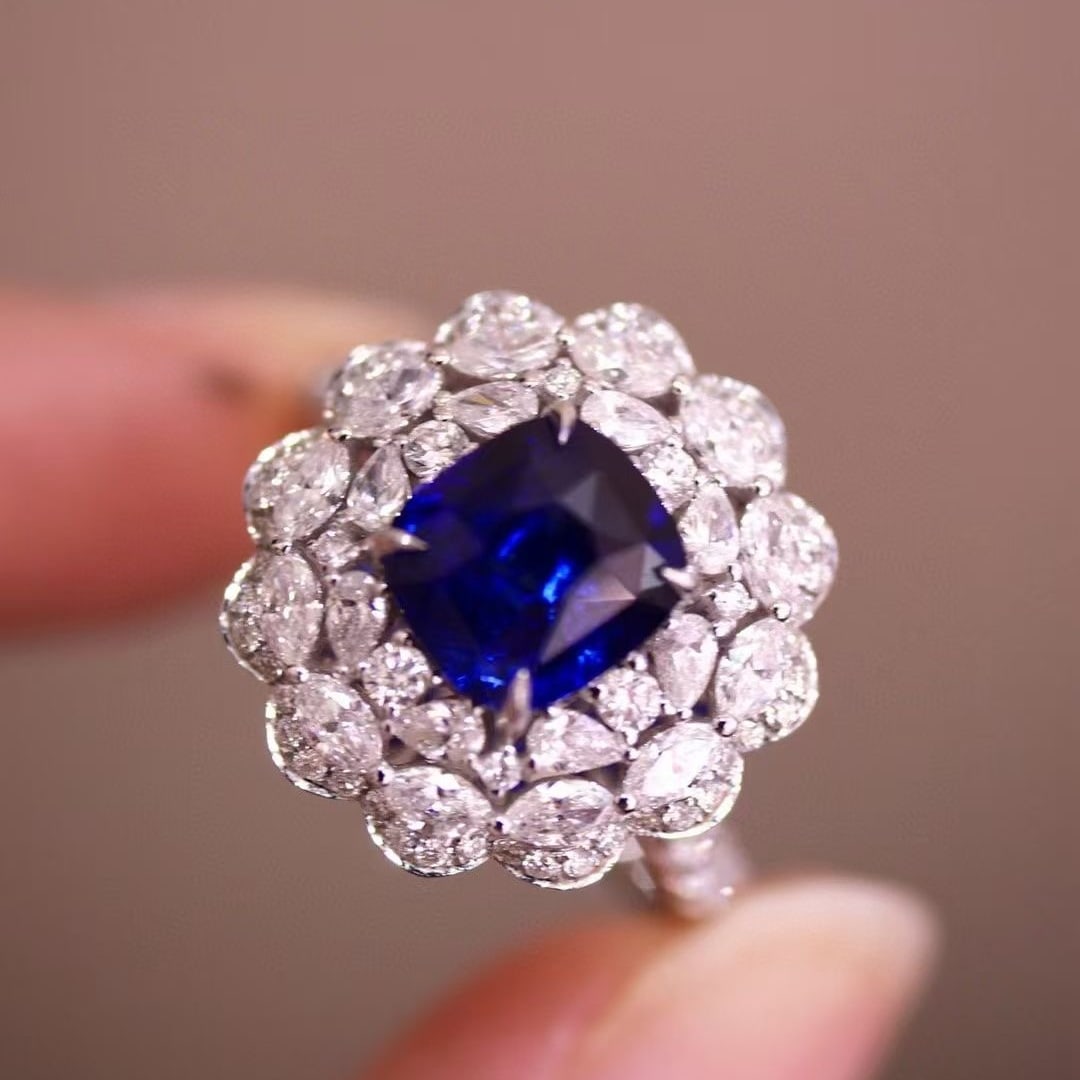 14k Gold 2.40 Ctw Natural Sapphire & Diamond Ring - 3