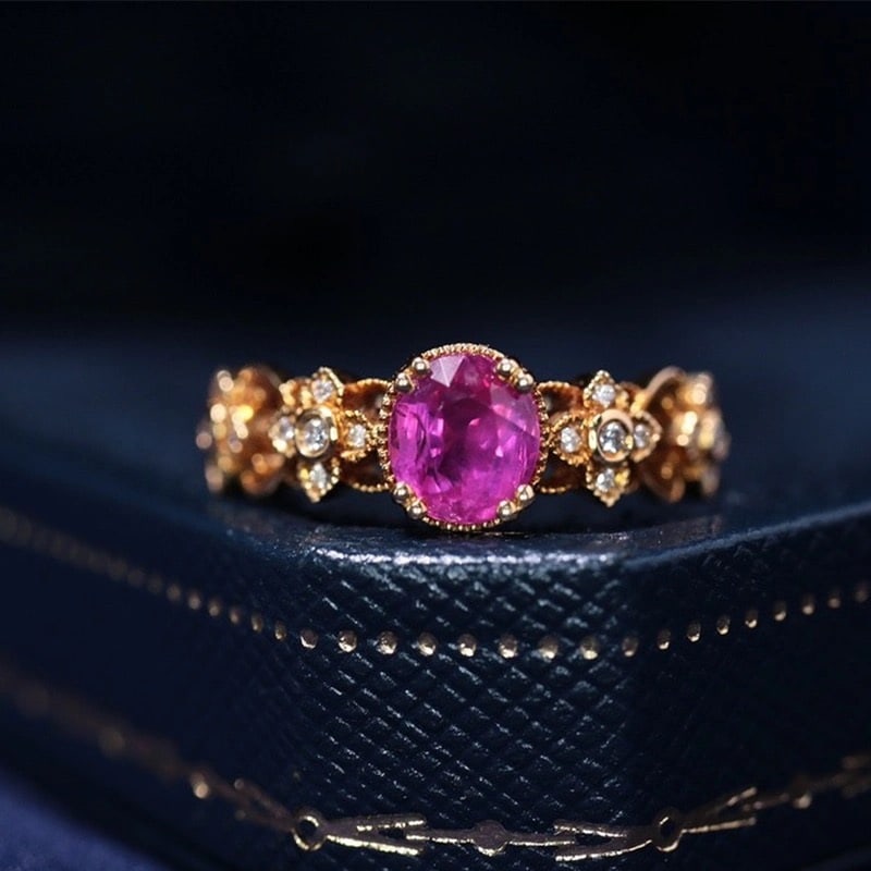 14k Gold 1.10 Ctw Natural Sapphire & Diamond Ring: Ref:230997025 // gold content:14k gold // ring size:7. 25us // // main gemstone:sapphire // shape:oval // carat weight:1. 03ct // color:pink // treatment:natural // // adjacent gemstone 2 : diamond