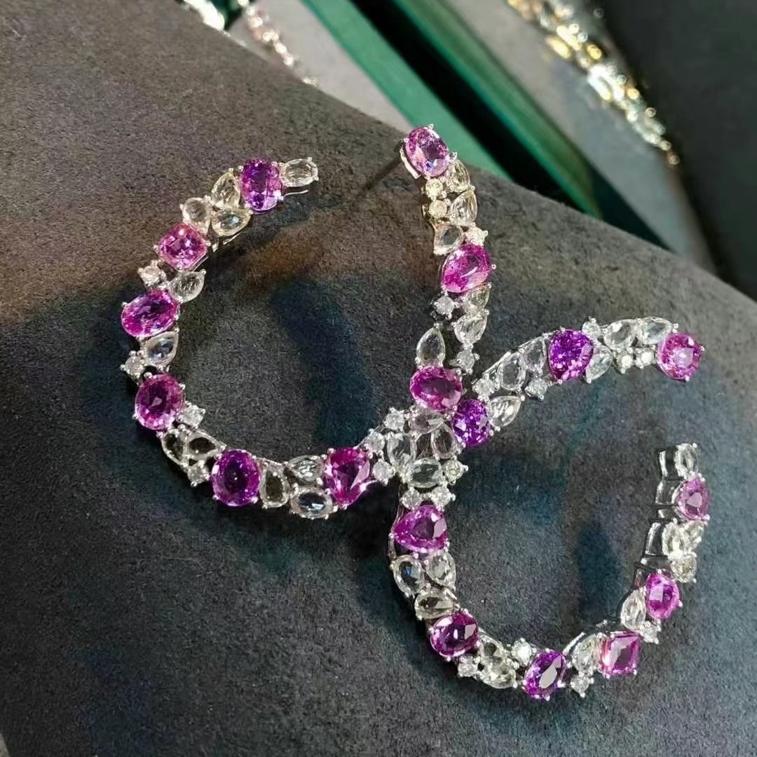 14k Gold 6.8 Ct Natural Sapphire & Sapphire & Diamond Earrings: Ref:230997028 // gold content:14k gold // main gemstone:sapphire // shape:multiply // carat weight:6. 8ct // color:purple // treatment:natural // // adjacent gemstone 2 : sapphire // shape:multiply