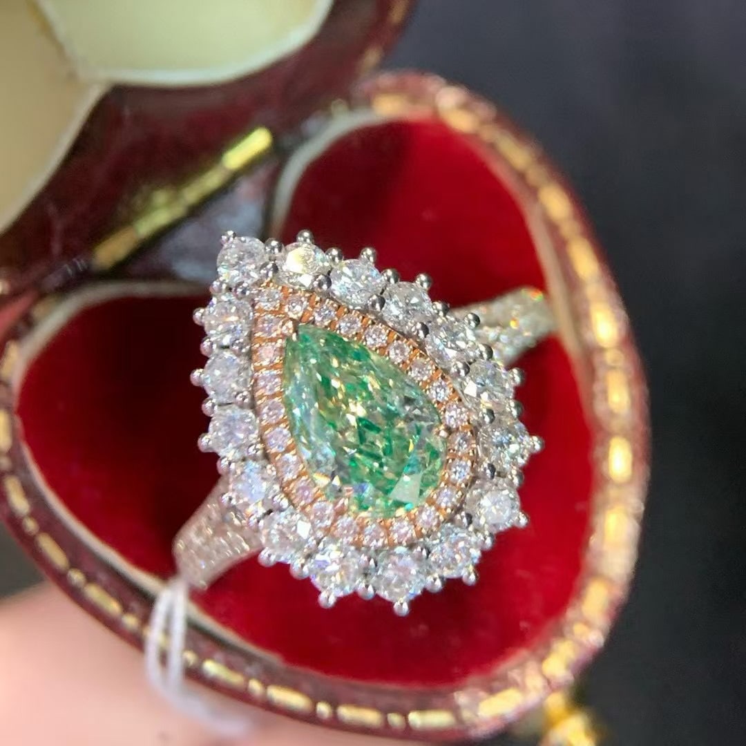 14k Gold 1.70 Ctw Natural Green Diamond & Diamond Ring/pendant( Without Chain ): Ref:230997046 // gold content:14k gold // ring size:7. 25us // // main gemstone:green diamond // shape:pear // carat weight:0. 91ct // color:green // treatment:natural // // adjacent gemstone 2 :
