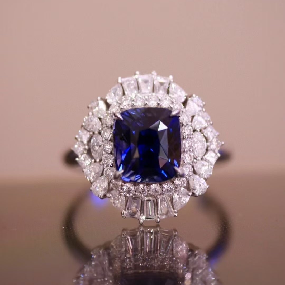 14k Gold 4.03 Ctw Natural Sapphire & Diamond Ring - 3