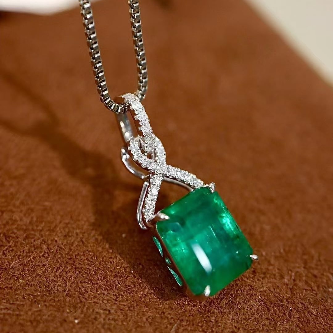 14k Gold 2.63 Ctw Natural Emerald & Diamond Pendant( Without Chain ) - 5