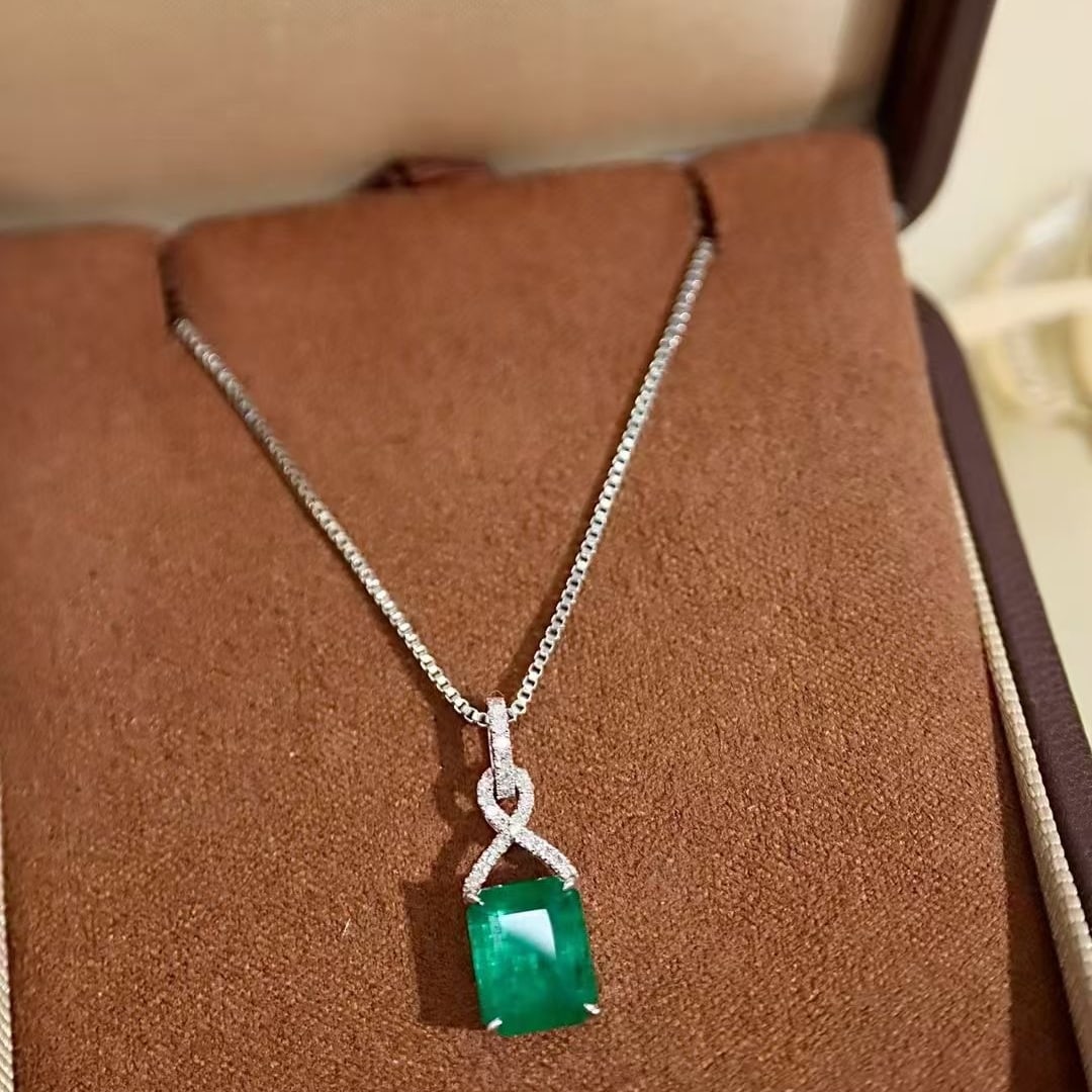 14k Gold 2.63 Ctw Natural Emerald & Diamond Pendant( Without Chain ) - 6