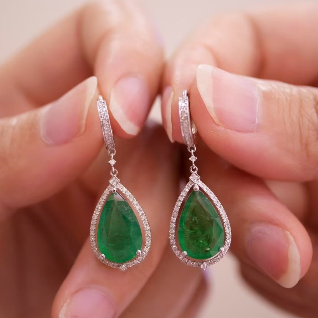 14k Gold 5 Ct Vivid Green Natural Emerald & Diamond Earrings - 3