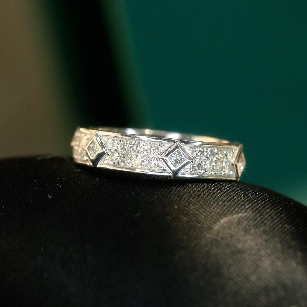 14k Gold 0.46 Ct Natural H Diamond Ring: Ref:230997087 // gold content:14k gold // ring size:7. 25us // // main gemstone:diamond // shape:round // carat weight:0. 46ct // clarity grade:vs-si // color:h // treatment:natural // cut grade:g //