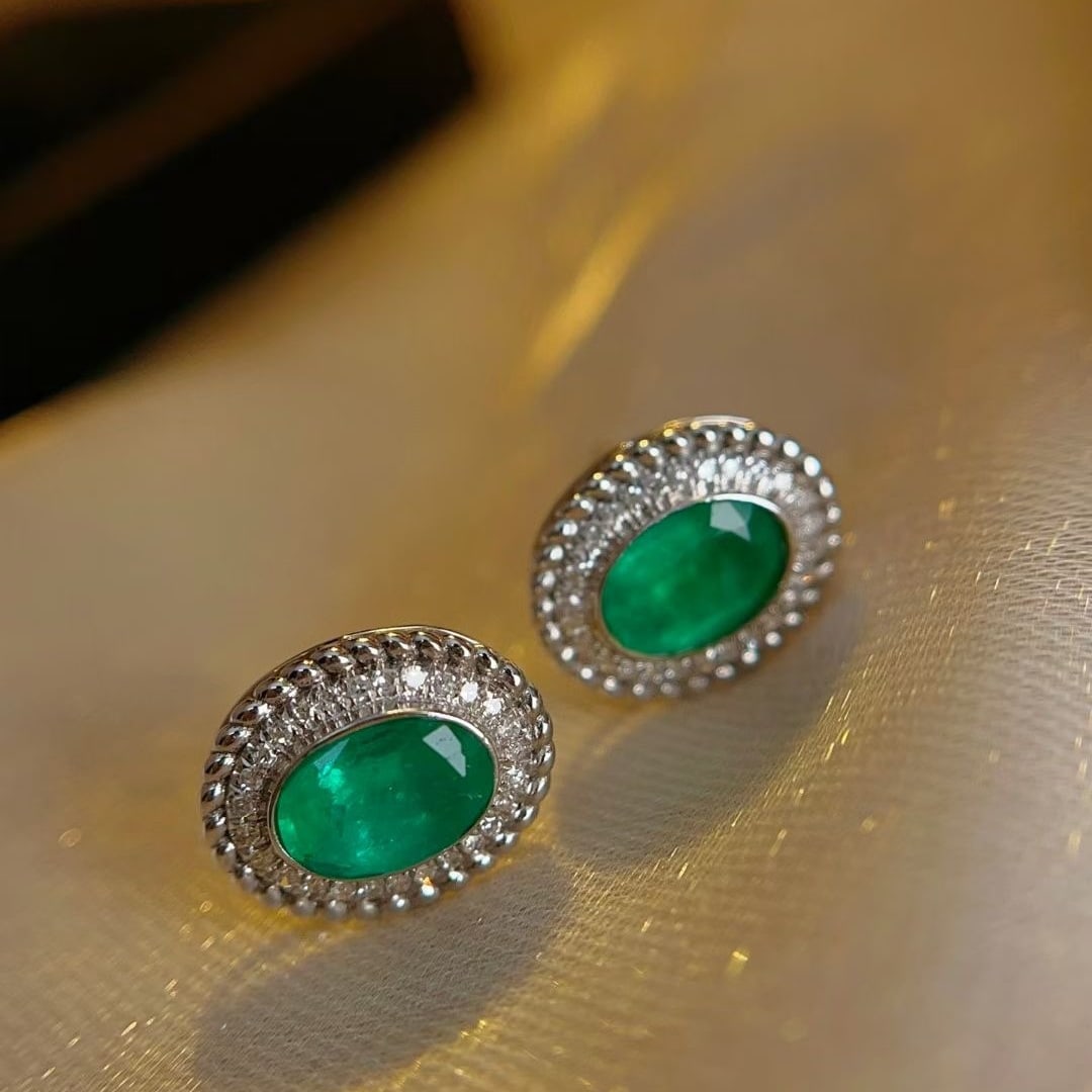 14k Gold 1 Ct Natural Emerald & Diamond Earrings - 4