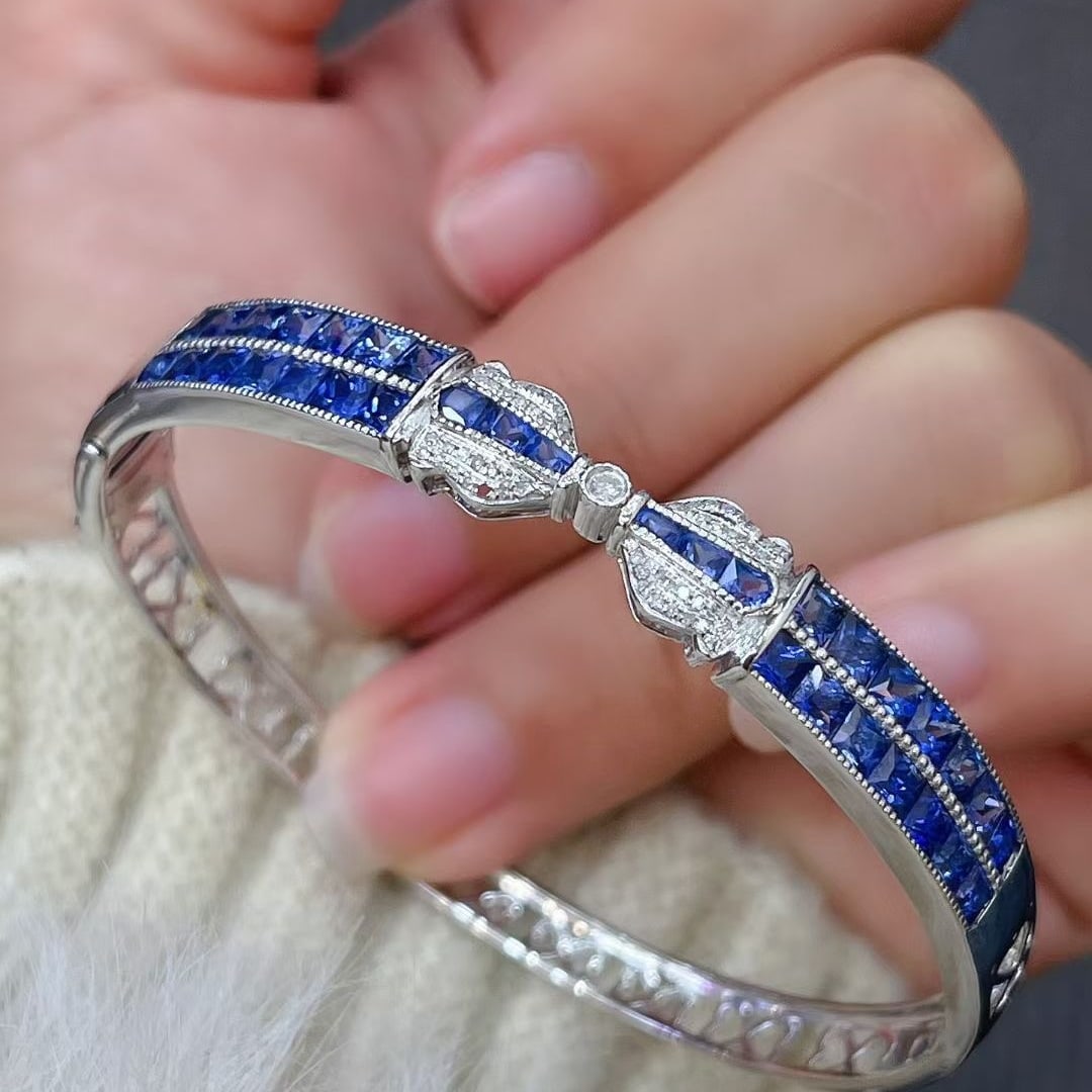 14k Gold 5.85 Ct Natural Sapphire & Diamond Bangle - 3