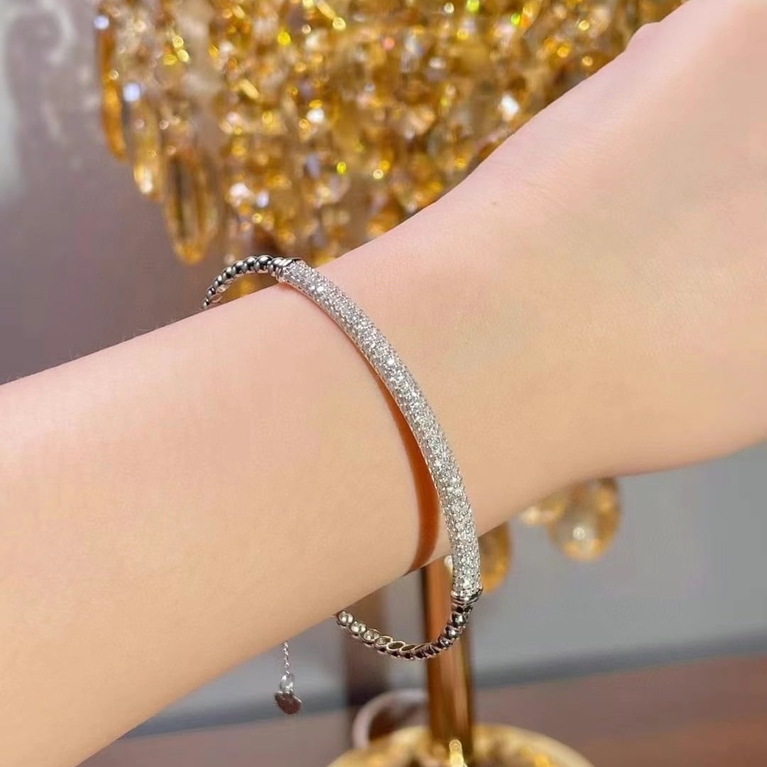 14k Gold 1.23 Ct Natural H Diamond Bangle - 4