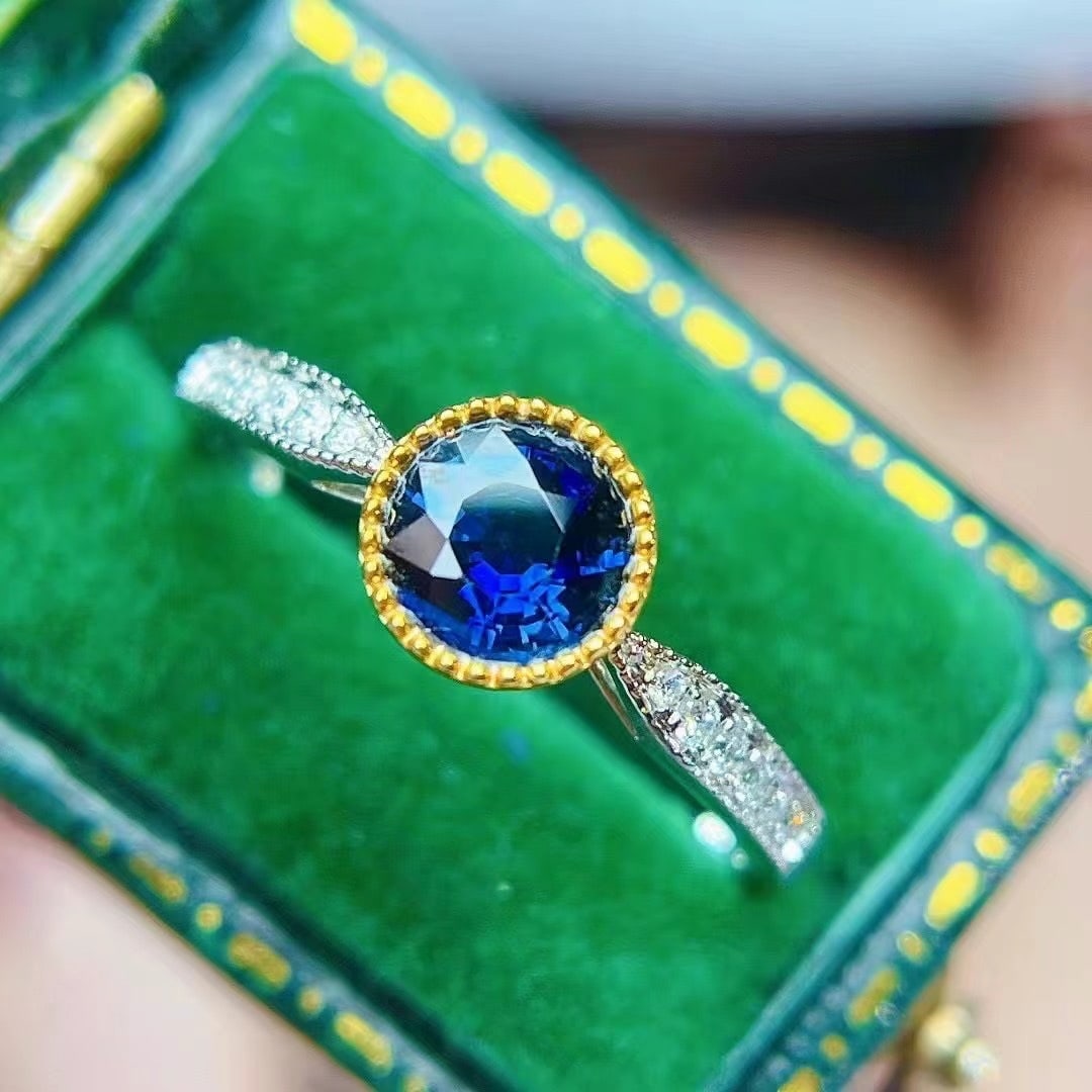 14k Gold 0.8 Ct Natural Sapphire & Diamond Ring: Ref:230997135 // gold content:14k gold // ring size:7. 25us // // main gemstone:sapphire // shape:round // carat weight:0. 8ct // color:royal blue // treatment:natural // cut grade:g // // adjacent