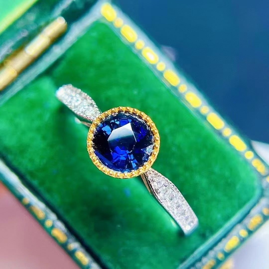 14k Gold 0.8 Ct Natural Sapphire & Diamond Ring - 2