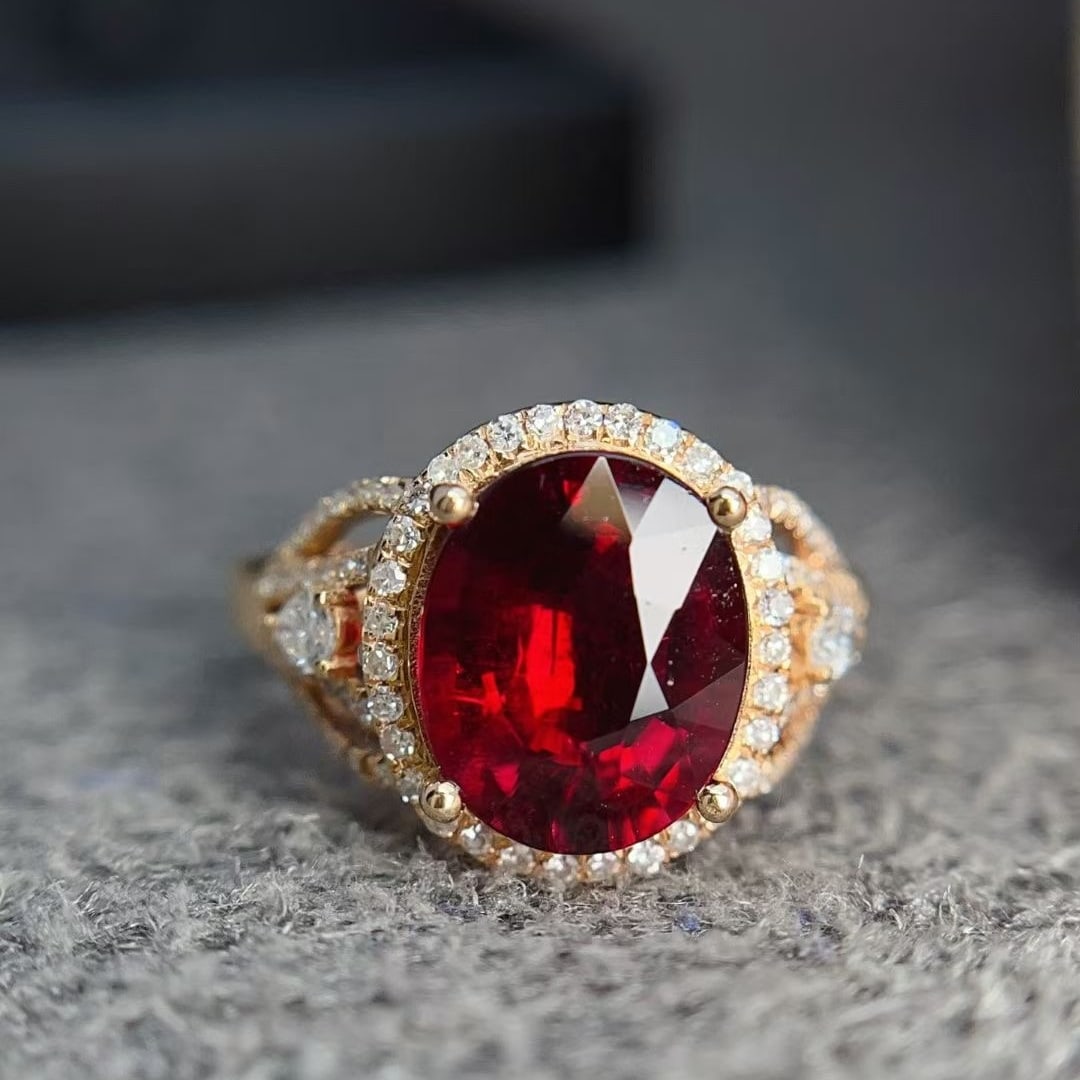 14k Gold 3 Ct Natural Tourmaline & Diamond Ring: Ref:230997155 // gold content:14k gold // ring size:7. 25us // // main gemstone:tourmaline // shape:oval // carat weight:3ct // color:red // treatment:natural // // adjacent gemstone 2 : diamond // nu