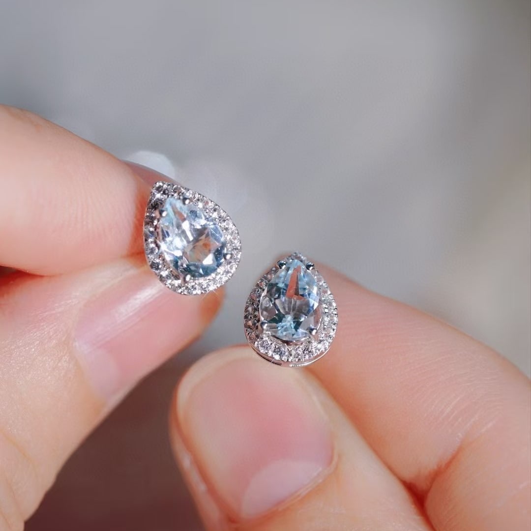 14k Gold 1.50 Ctw Natural Aquamarine & Diamond Earrings - 7