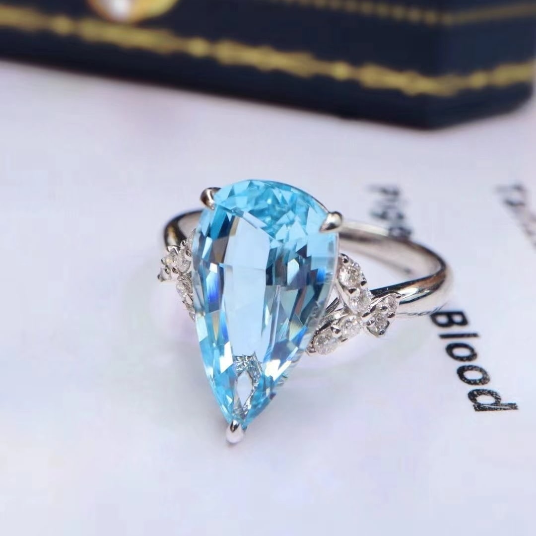 14k Gold 3.45 Ctw Natural Aquamarine & Diamond Ring - 2