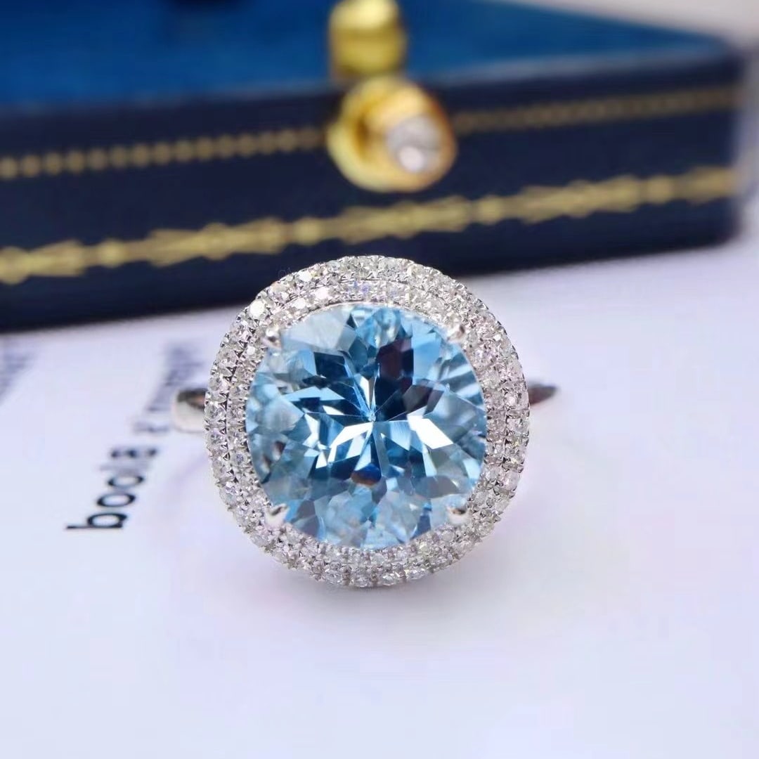 14k Gold 4.48 Ctw Natural Aquamarine & Diamond Ring - 3