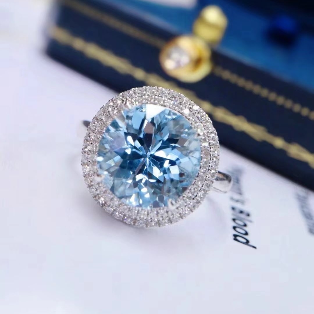 14k Gold 4.48 Ctw Natural Aquamarine & Diamond Ring - 6