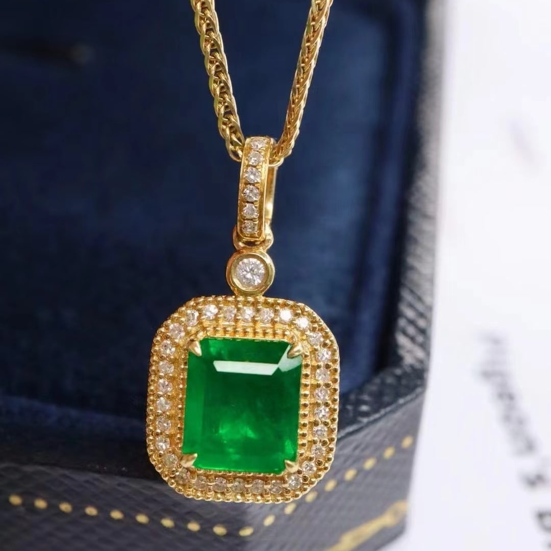 14k Gold 1.56 Ctw Vivid Green Natural Emerald & Diamond Pendant( Without Chain ) - 2