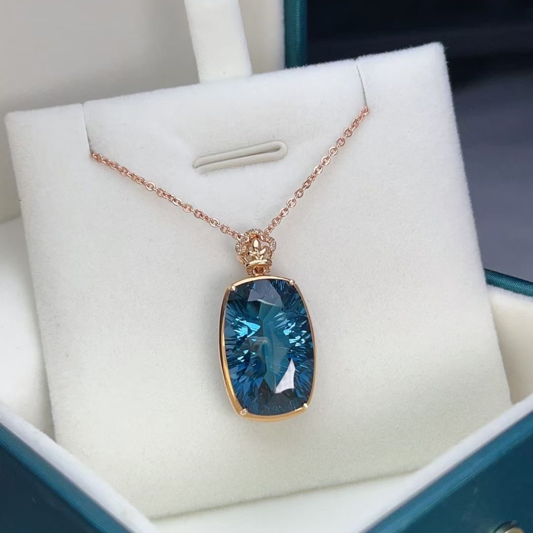 14k Gold 16.75 Ct Natural Topaz & Diamond Pendant( Without Chain ) - 4