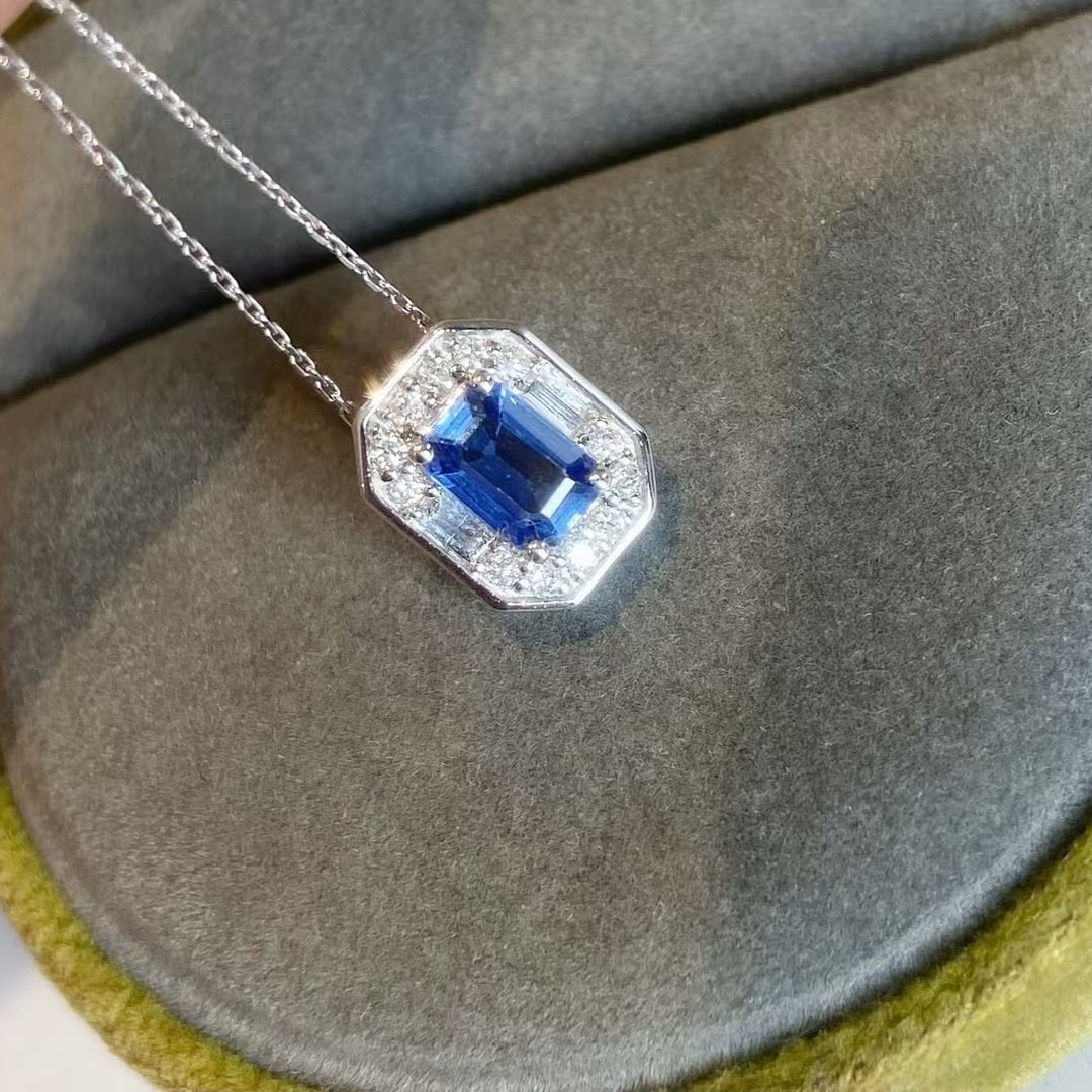 14k Gold 0.65 Ctw Natural Sapphire & Diamond Necklace: Ref:230997215 // gold content:14k gold // main gemstone:sapphire // shape:octagonal // carat weight:0. 5ct // color:royal blue // treatment:natural // // adjacent gemstone 2 : diamond // shape:round