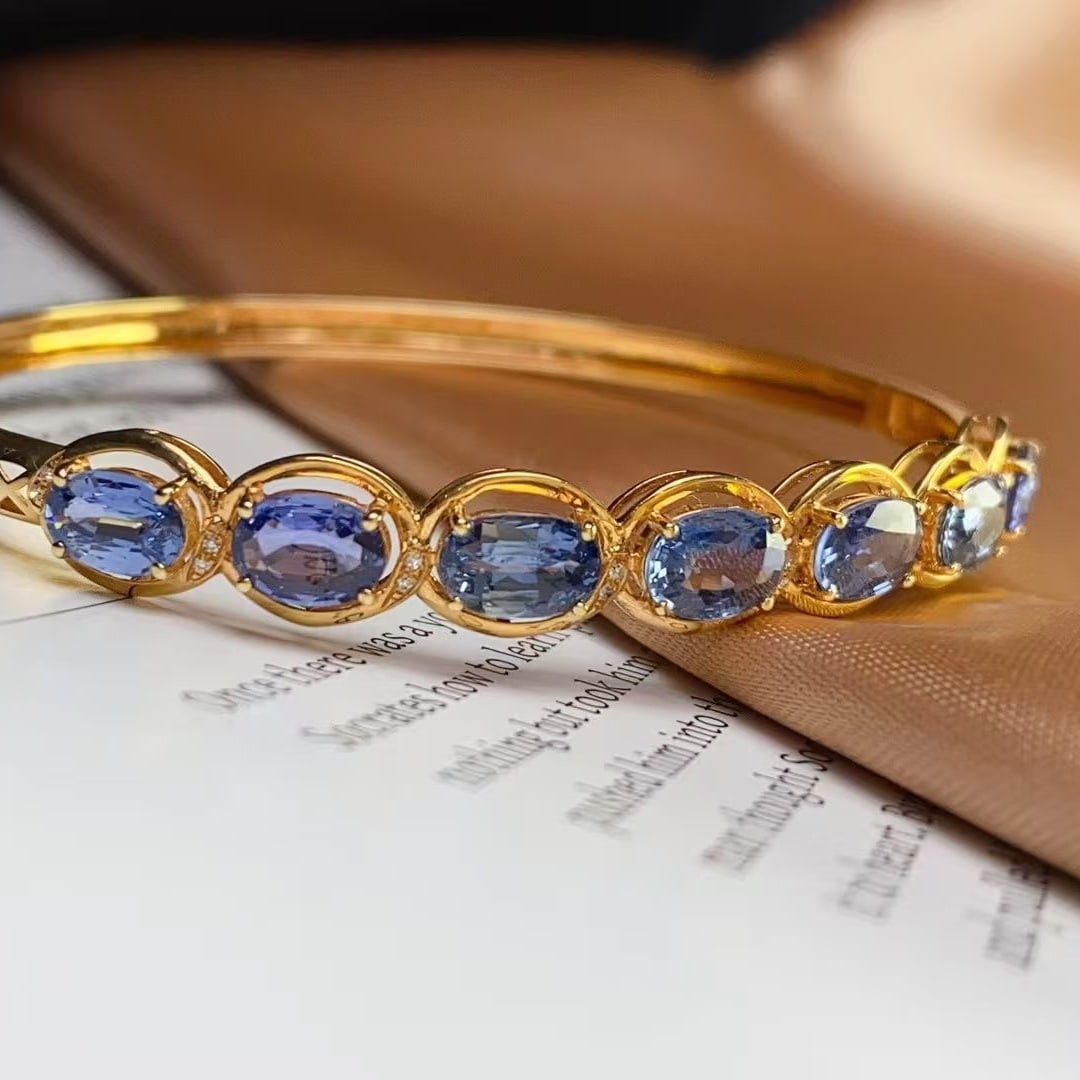 14k Gold 5.3 Ct Natural Sapphire & Diamond Bangle - 4