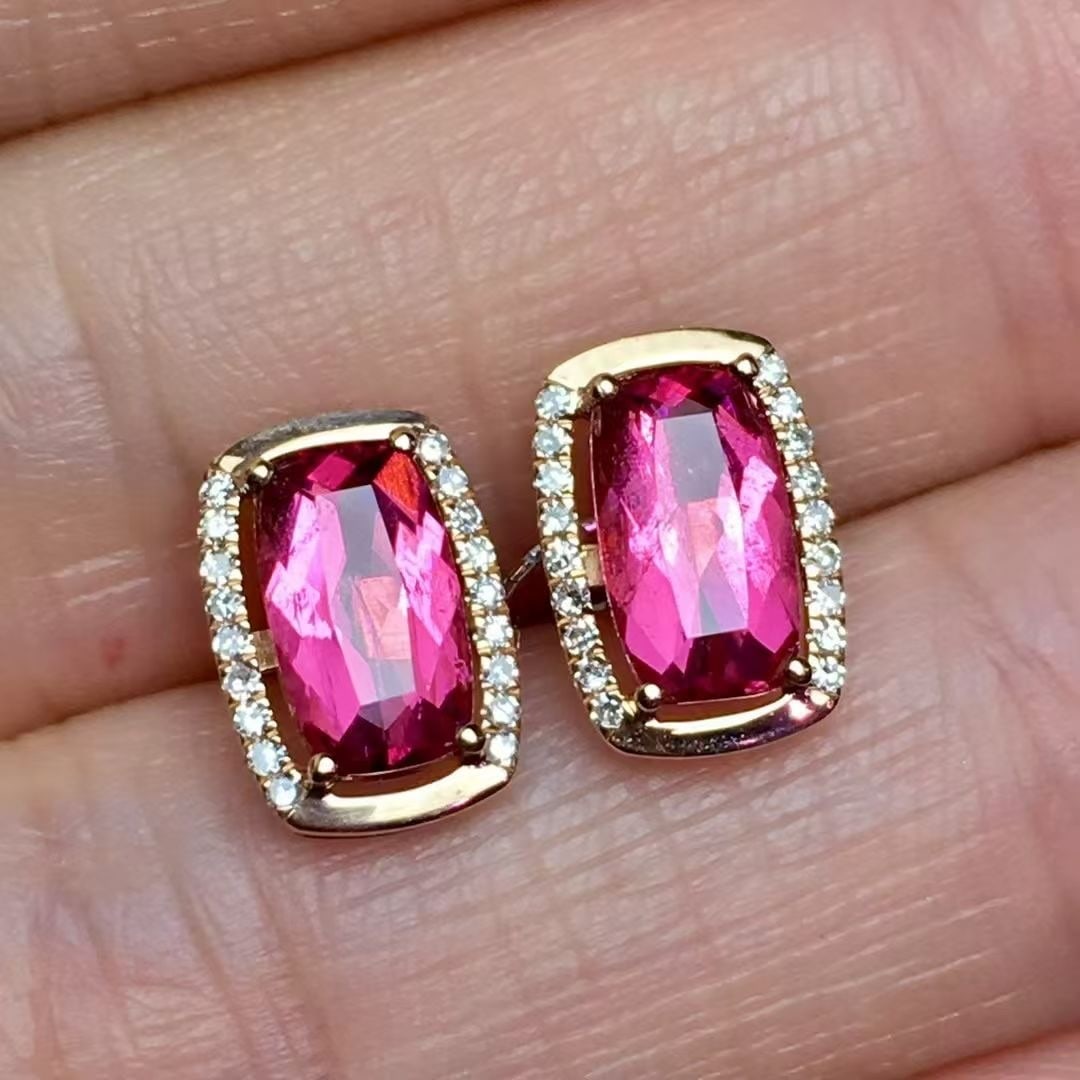 14k Gold 1.6 Ct Natural Tourmaline & Diamond Earrings: Ref:230997224 // gold content:14k gold // main gemstone:tourmaline // shape:cushion // carat weight:1. 6ct // color:red // treatment:natural // // adjacent gemstone 2 : diamond // number of stones:36