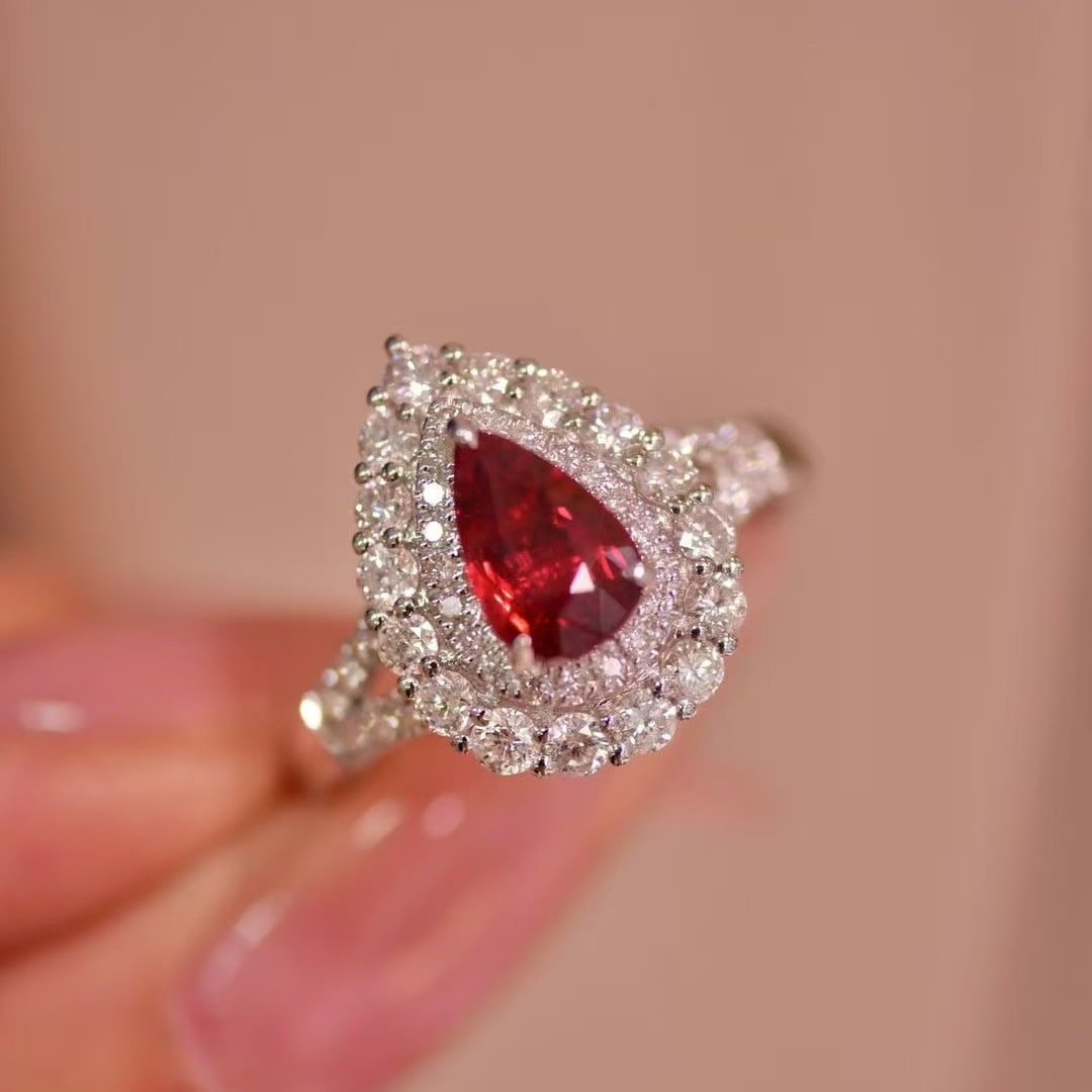 14k Gold 1.58 Ctw Natural Ruby & Diamond Ring: Ref:230997223 // gold content:14k gold // ring size:7. 25us // // main gemstone:ruby // shape:pear // carat weight:1ct // color:pigeonblood red // treatment:natural // // adjacent gemstone 2 : diamond