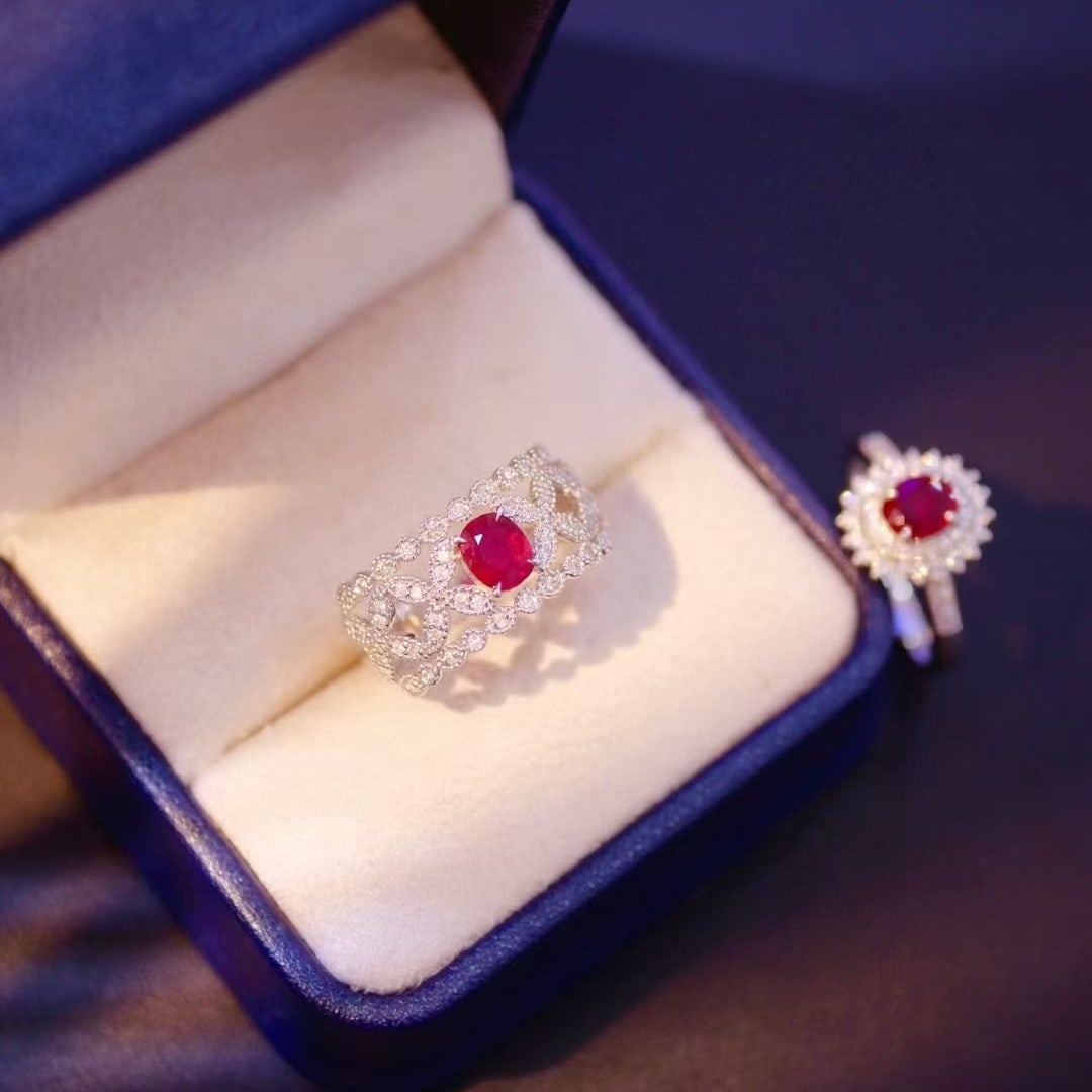 14k Gold 0.5 Ct Vivid Red Natural Ruby & Diamond Ring - 2