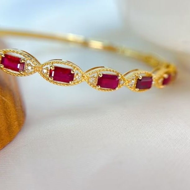 14k Gold 2.5 Ct Natural Ruby & Diamond Bangle - 2