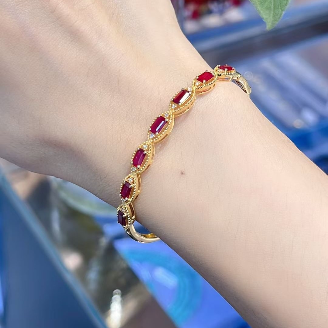 14k Gold 2.5 Ct Natural Ruby & Diamond Bangle - 3