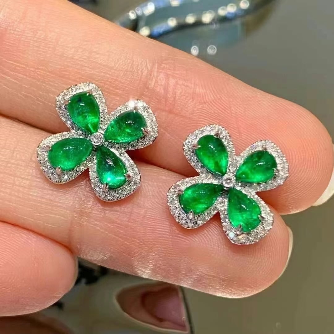 14k Gold 2.15 Ct Vivid Green Natural Emerald & Diamond Earrings: Ref:230997247 // gold content:14k gold // main gemstone:emerald // shape:pear // carat weight:2. 15ct // color:vivid green // treatment:natural // // adjacent gemstone 2 : diamond // shape:round // cl