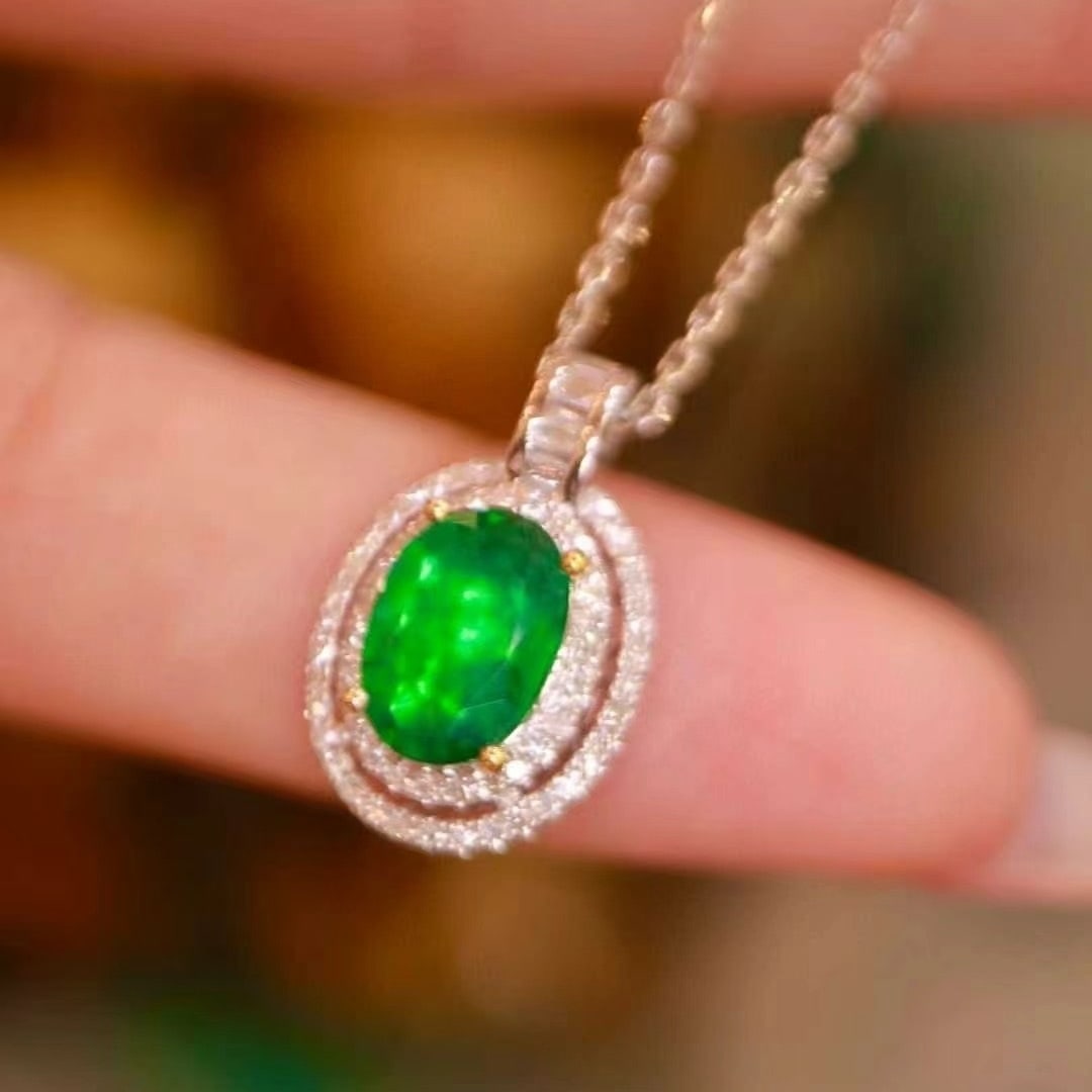 14k Gold 1.90 Ctw Vivid Green Natural Emerald & Diamond Pendant( Without Chain ) - 6