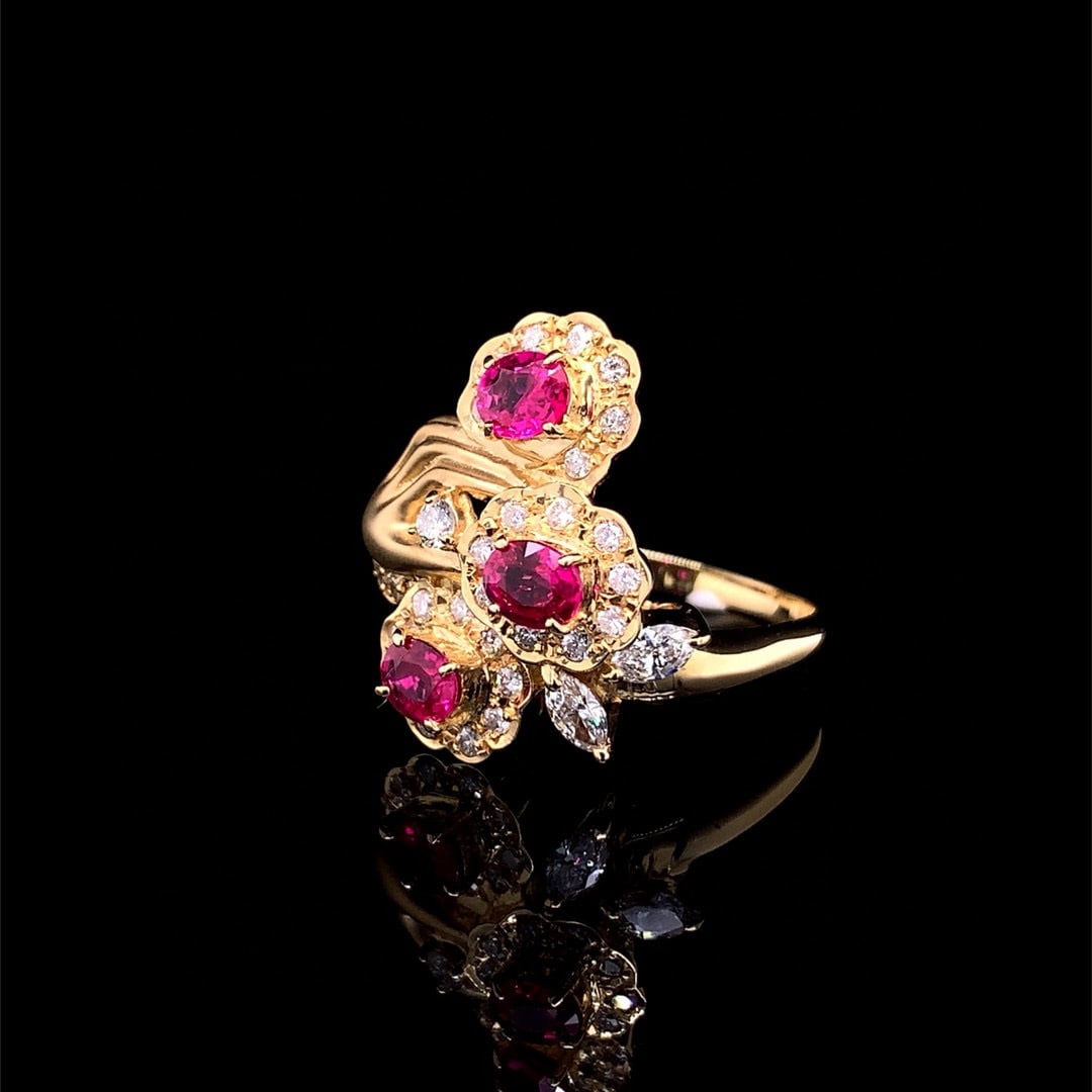14k Gold 1.58 Ctw Natural Ruby & Diamond Ring - 2