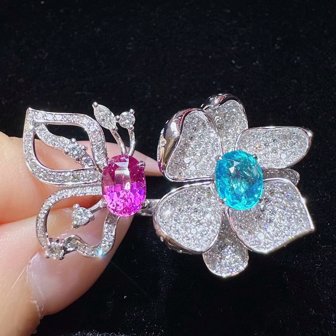 14k Gold 1.95 Ctw Natural Sapphire & Paraiba Tourmaline Ring: Ref:230998020 // gold content:14k gold // ring size:7. 25us // // main gemstone:sapphire // shape:oval // carat weight:1. 17ct // color:purple // treatment:natural // // adjacent gemstone 2 : paraiba