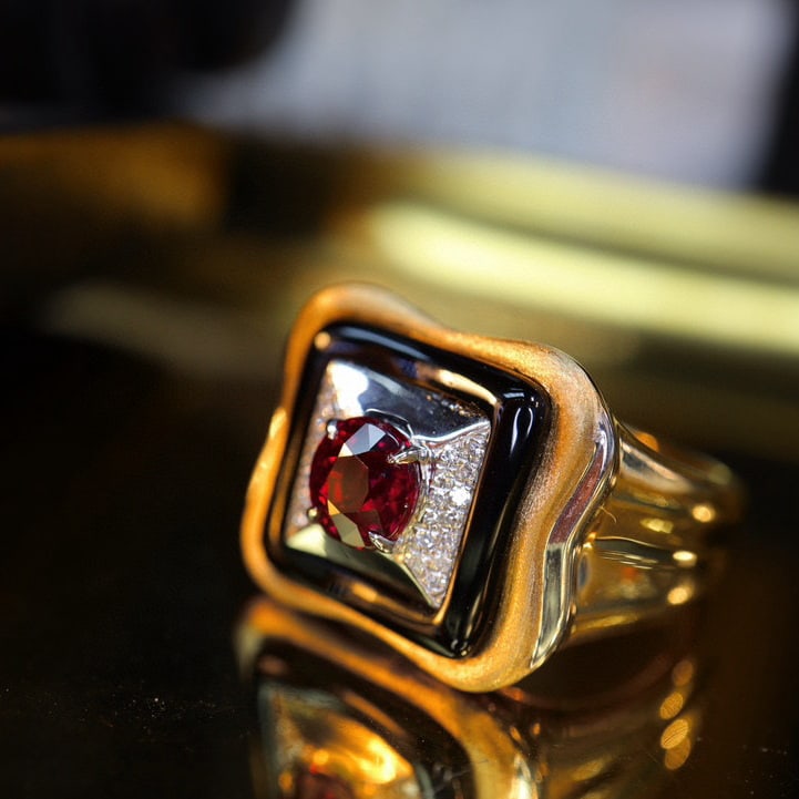 14k Gold 0.86 Ctw Natural Ruby & Diamond Ring - 4