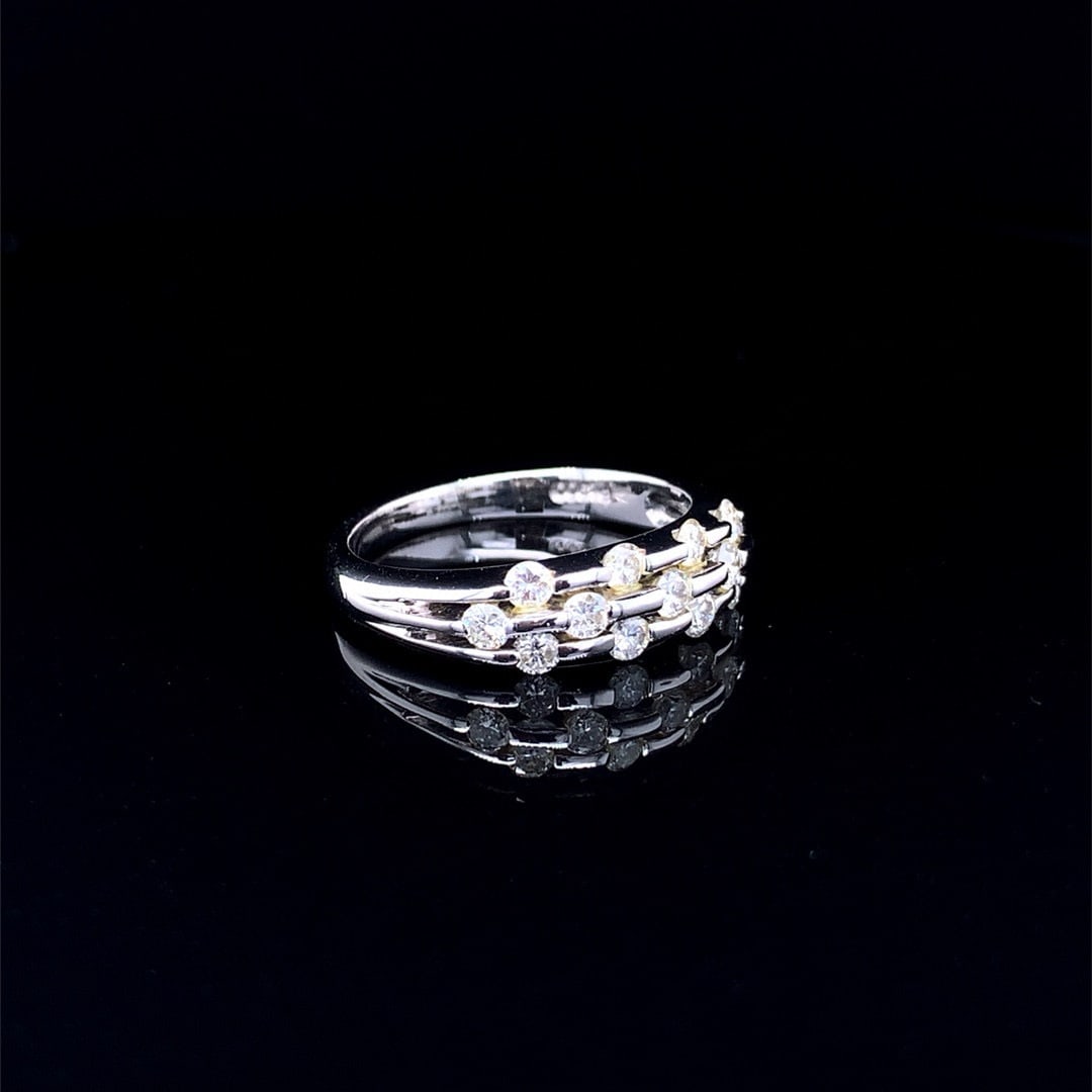 14k Gold 0.58 Ct Natural H Diamond Ring - 3