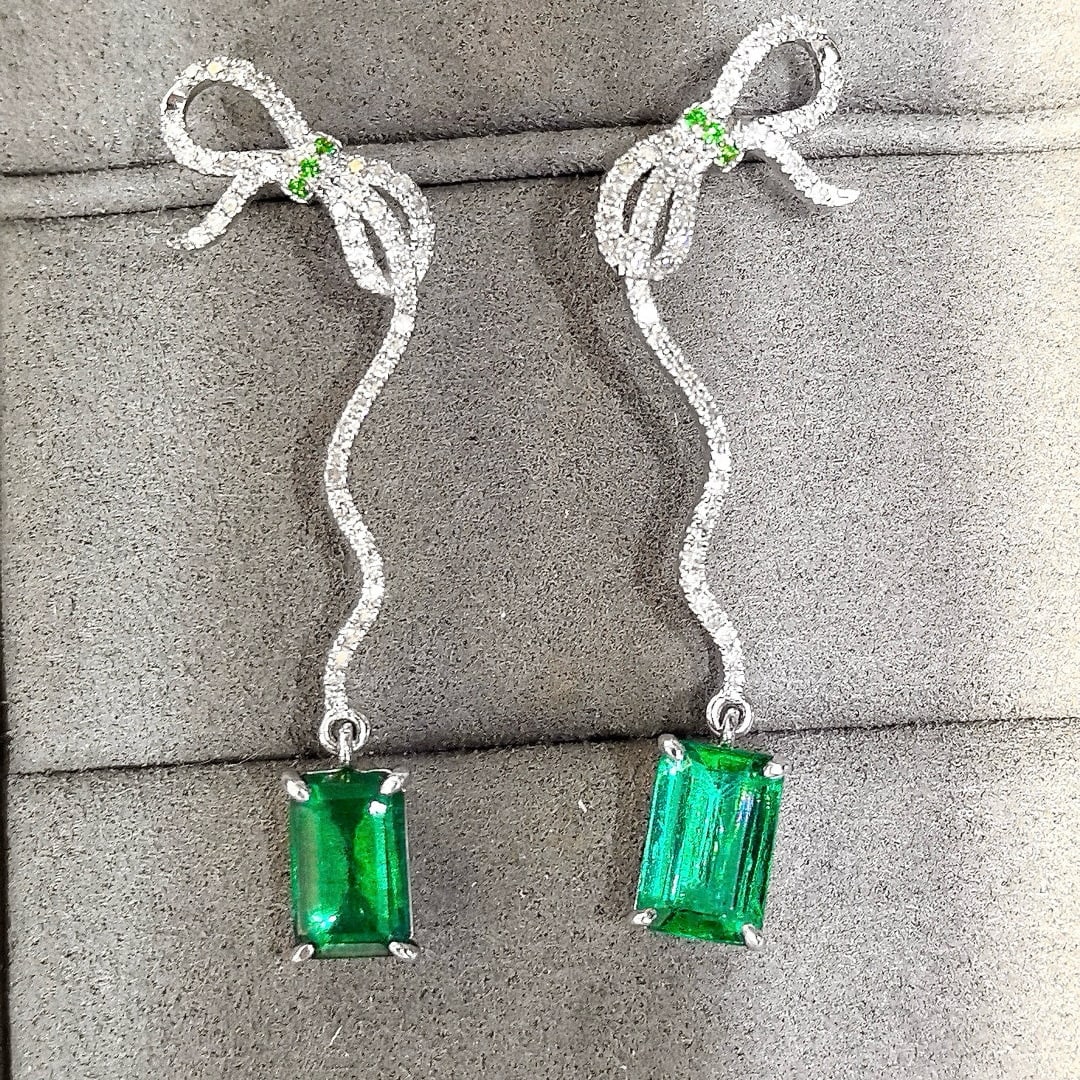 14k Gold 2.84 Ctw Vivid Green Natural Emerald & Diamond Earrings - 3