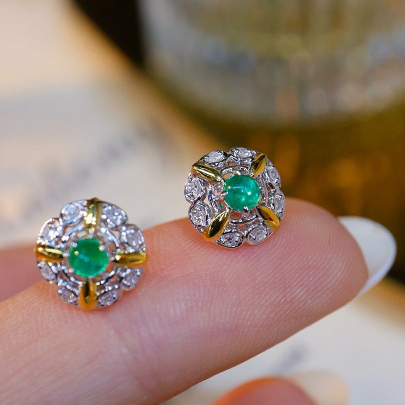 14k Gold 0.27 Ct Vivid Green Natural Emerald & Diamond Earrings - 2
