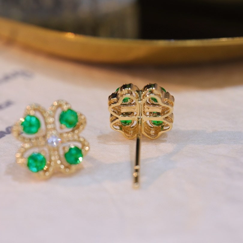 14k Gold 0.58 Ct Vivid Green Natural Emerald & Diamond Earrings - 4