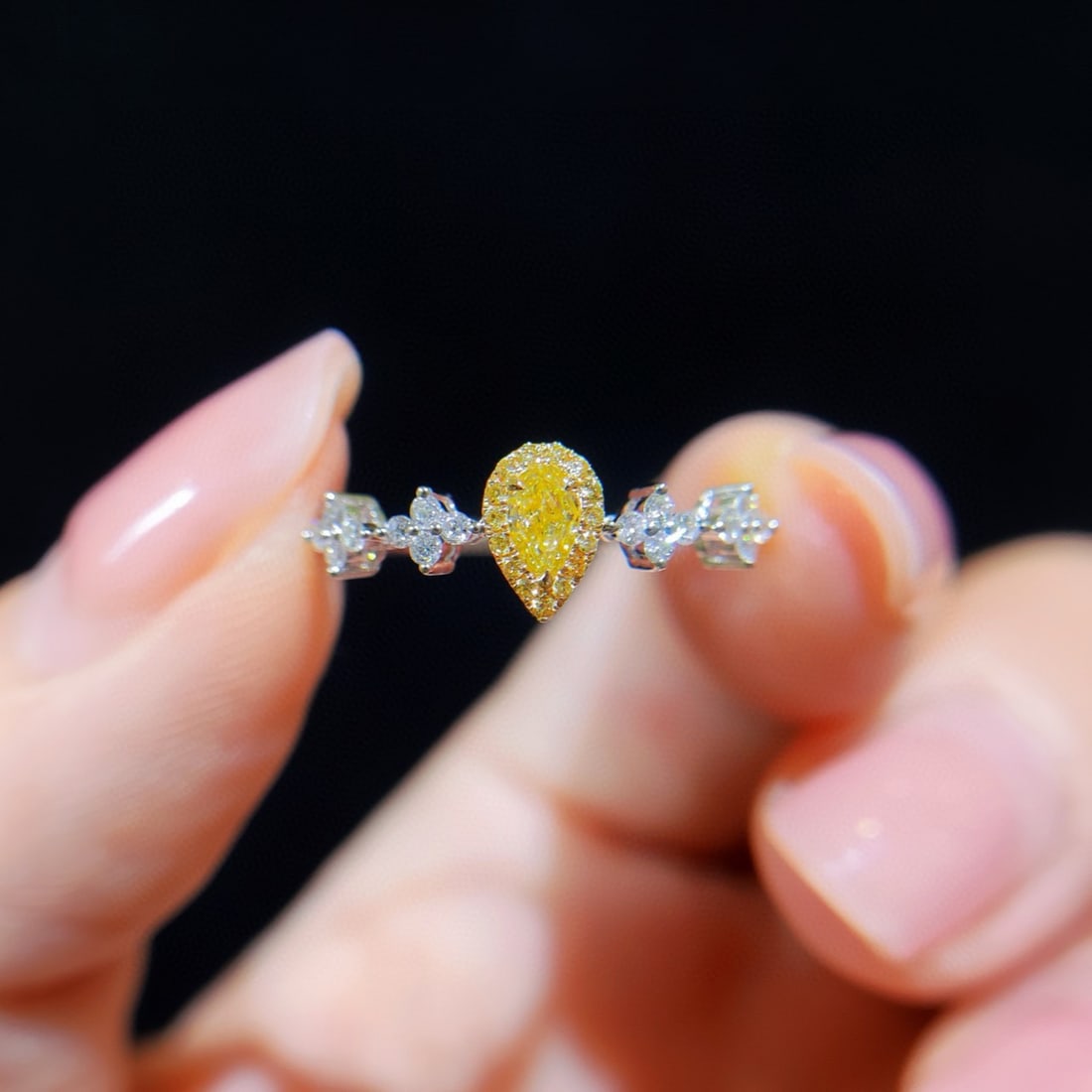 14k Gold 0.30 Ctw Natural Yellow Diamond & Diamond Ring: Ref:230998049 // gold content:14k gold // ring size:7. 25us // // main gemstone:yellow diamond // shape:pear // carat weight:0. 14ct // color:yellow // treatment:natural // // adjacent gemstone 2 :