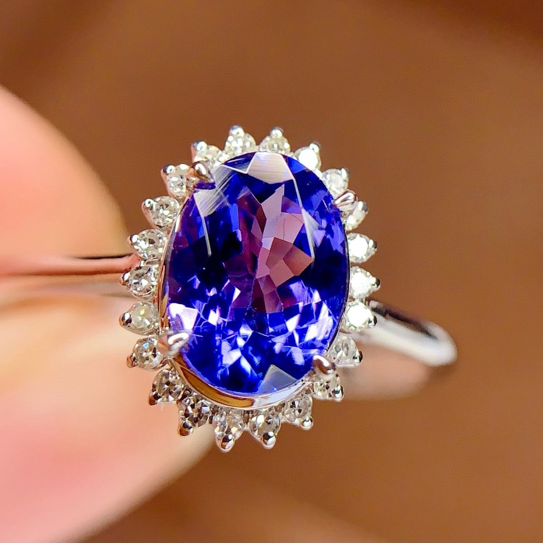 14k Gold 1.2 Ct Natural Tanzanite & Diamond Ring - 3
