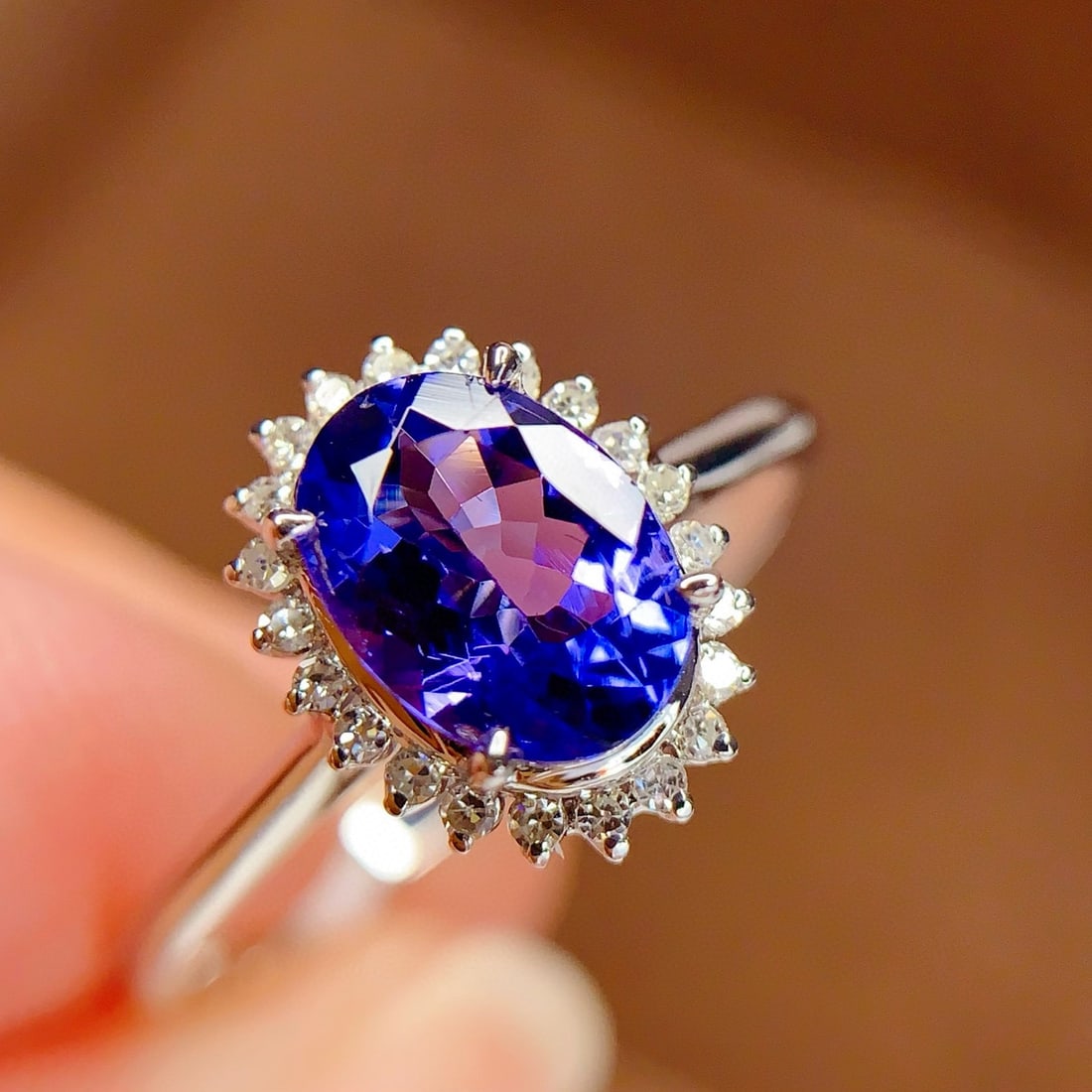 14k Gold 1.2 Ct Natural Tanzanite & Diamond Ring - 4