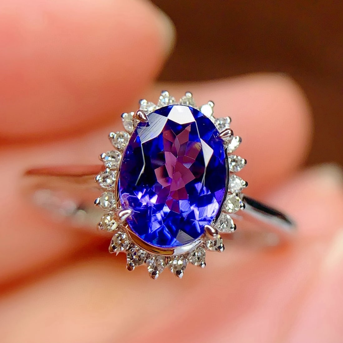 14k Gold 1.2 Ct Natural Tanzanite & Diamond Ring - 6