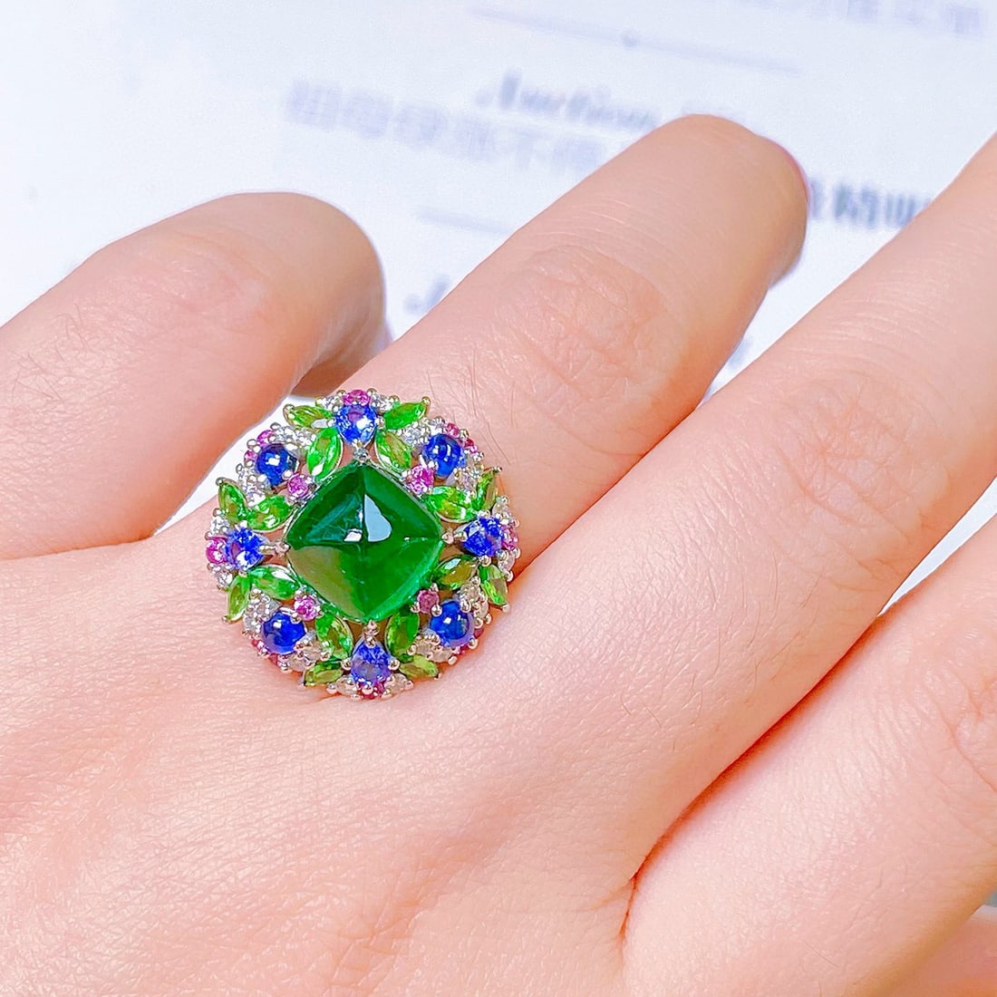 14k Gold 4.93 Ctw Vivid Green Natural Emerald & Diamond Ring - 6