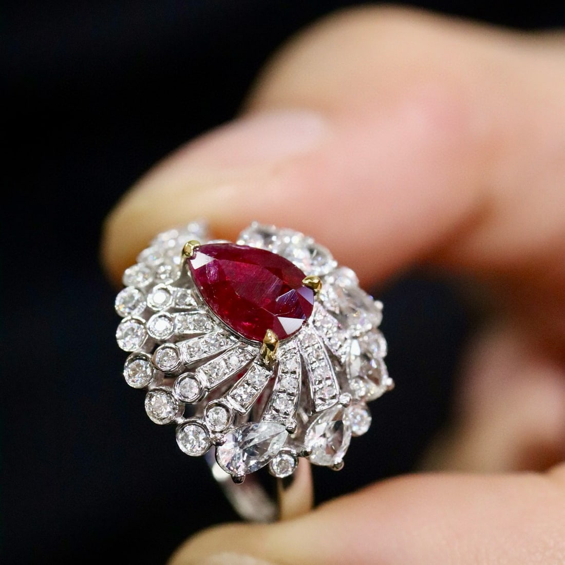 14k Gold 1.38 Ctw Natural Ruby & Diamond Ring - 6