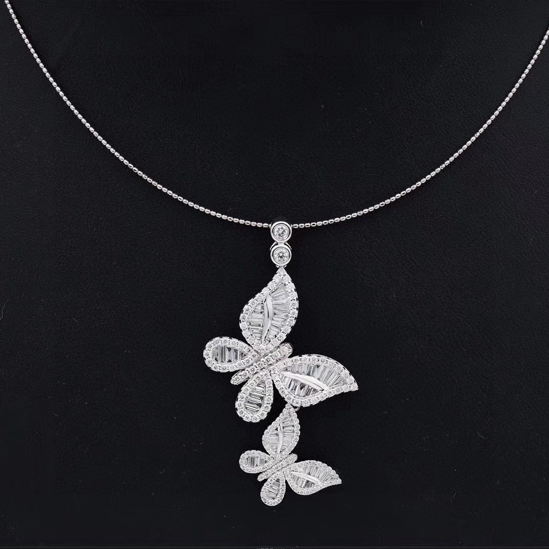 14k Gold 1.83 Ctw Natural H Diamond Pendant( Without Chain ): Ref:230998074 // gold content:14k gold // main gemstone:diamond // shape:baguette // carat weight:0. 95ct // clarity grade:vs-si // color:h // treatment:natural // // adjacent gemstone 2 : diamond //